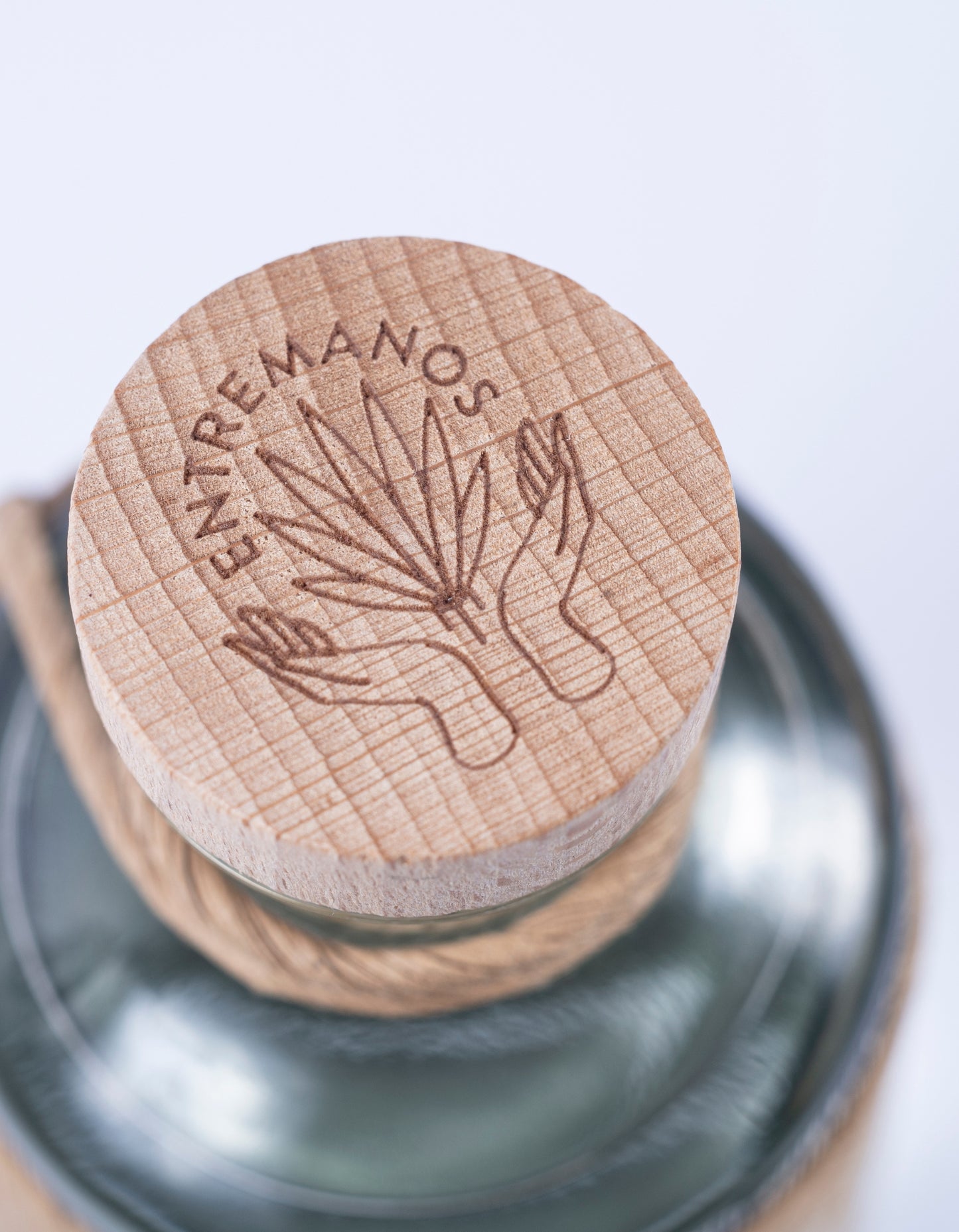 Tequila ENTREMANOS Blanco Lote No.1